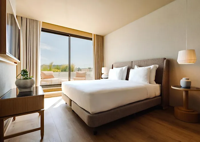 Evolution Valbom Отель 4*