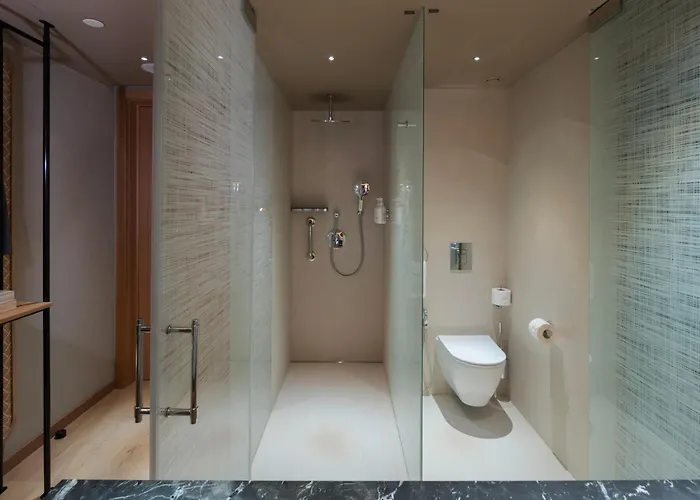 Отель Evolution Valbom 4*