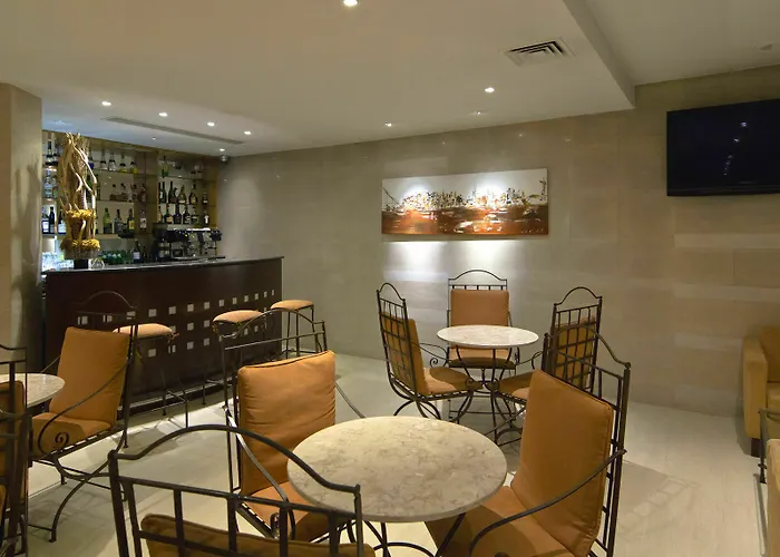 Отель Evolution Valbom 4*