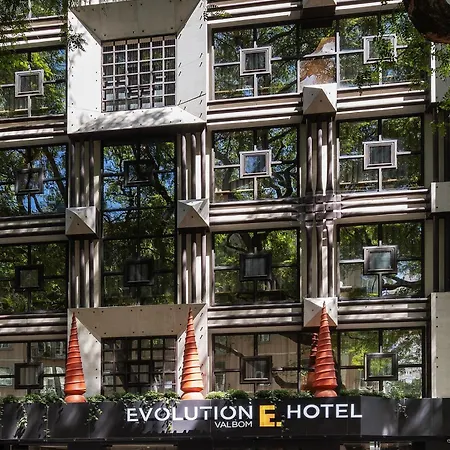 Evolution Valbom Otel 4*