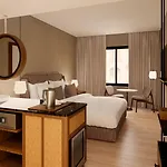 Evolution Valbom Hotell