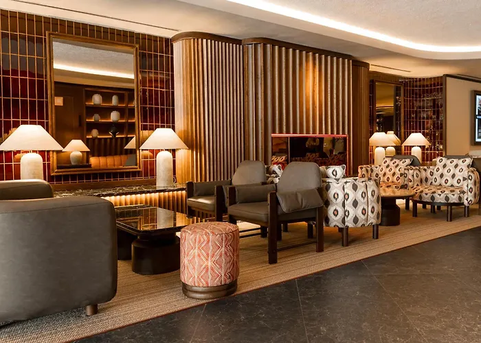 Evolution Valbom 4* Lisbon